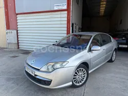 Gris / plata Usado 2008 Renault Laguna III Dynamique Berlina | 2800 € (Precio justo)