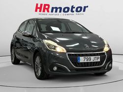Usado 2016 Peugeot 208 Allure Utilitario | 7790 € (Buen precio)