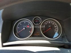 Gris / plata Usado 2007 Opel Zafira Essentia Monovolumen | 3500 € (Precio justo)