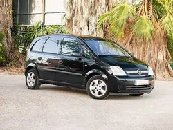 Negro Usado 2004 Opel Meriva Enjoy Monovolumen | 3000 € (Precio justo)