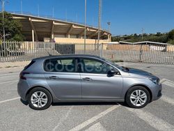 Gris / plata Usado 2021 Peugeot 308 Active Berlina | 9000 € (Buen precio)