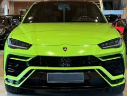Verde Usado 2019 Lamborghini Urus SUV | 213.900 €