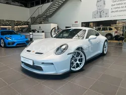Gris / plata Usado 2024 Porsche 911 S/T Coupe | 425.000 €