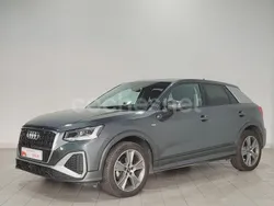 Gris / plata Usado 2024 Audi Q2 S-Line SUV | 30.690 € (Precio justo)
