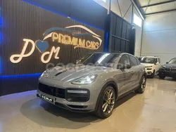 Gris / plata Usado 2023 Porsche Cayenne Turbo SUV | 194.999 €