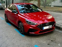 Rojo Usado 2022 Hyundai i30 N Line Berlina | 23.750 € (Precio justo)