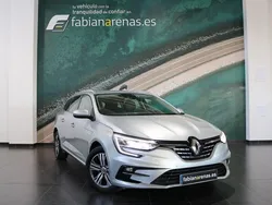 Gris Usado 2022 Renault Mégane IV Zen Utilitario | 19.900 € (Un poco caro)