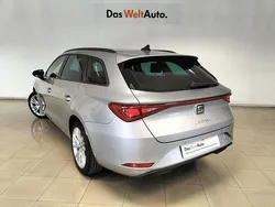 Gris plata Usado 2024 Seat Leon ST Style Familiar | 23.900 € (Precio justo)