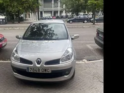 Gris Usado 2006 Renault Clio II Privilege Utilitario | 3900 € (Precio justo)
