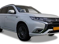 Usado 2020 Mitsubishi Outlander Motion SUV | 19.490 € (Precio justo)