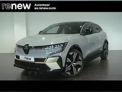 Gris kqj noir gne Usado 2023 Renault Mégane Iconic Berlina | 34.500 € (Caro)