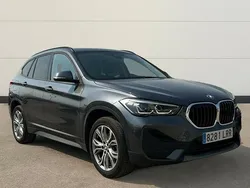 Gris / plata Usado 2021 BMW X1 Advantage SUV | 27.200 € (Un poco caro)