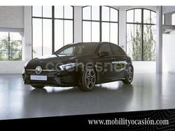 Nachtschwarz unilack Usado 2021 Mercedes A180 AMG line Berlina | 25.900 € (Precio justo)