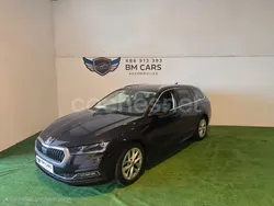 Negro Usado 2021 Skoda Octavia Sport Familiar | 16.900 € (Precio justo)