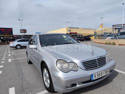 Gris / plata Usado 2002 Mercedes C220 Elegance Berlina | 5950 € (Un poco caro)