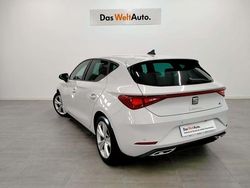 Blanco Usado 2024 Seat Leon FR Berlina | 25.900 € (Precio justo)