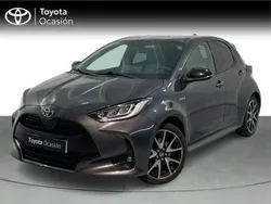 Gris Usado 2021 Toyota Yaris Hybrid Style Monovolumen | 19.990 € (Precio justo)