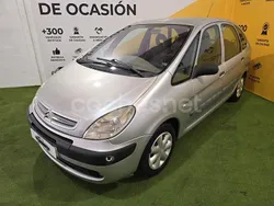 Gris / plata Usado 2000 Citroën Xsara Picasso Monovolumen | 2490 € (Un poco caro)