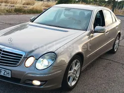 Gris / plata Usado 2008 Mercedes E280 Avantgarde Berlina | 11.989 € (Un poco caro)
