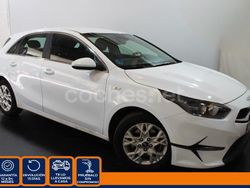 Blanco Usado 2023 Kia Ceed Utilitario | 19.990 € (Precio justo)
