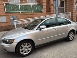 Gris / plata Usado 2006 Volvo S40 Momentum Berlina | 3000 € (Buen precio)