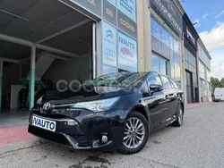 Negro Usado 2017 Toyota Avensis Business Edition Familiar | 11.999 € (Precio justo)