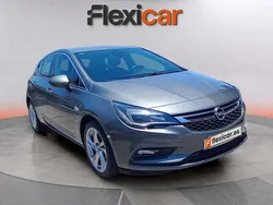 Gris Usado 2017 Opel Astra Dynamic Berlina | 7990 € (Super precio)