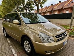 Beige Usado 2007 Kia Carnival Monovolumen | 3999 € (Precio justo)
