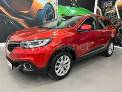 Rojo Usado 2016 Renault Kadjar Intens SUV | 9999 € (Precio justo)