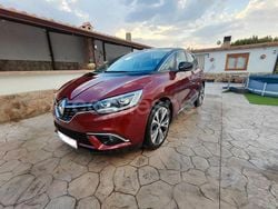 Granate Usado 2017 Renault Scénic IV Zen Monovolumen | 10.300 € (Buen precio)