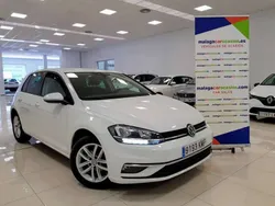 Blanco Usado 2018 VW Golf VII Advance Utilitario | 15.790 € (Precio justo)