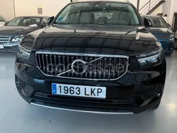 Negro Usado 2020 Volvo XC40 R-Design SUV | 27.900 € (Precio justo)