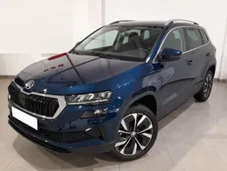 Azul lava metalizado Usado 2024 Skoda Karoq Ambition SUV | 23.500 € (Precio justo)