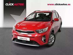 Rojo Usado 2025 Kia Stonic SUV | 17.500 € (Precio justo)