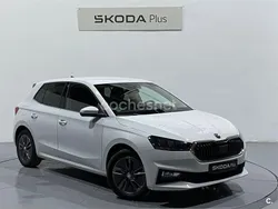 Blanco Usado 2024 Skoda Fabia Selection Berlina | 16.900 € (Buen precio)