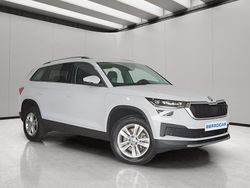 Blanco Usado 2024 Skoda Kodiaq Ambition SUV | 33.690 € (Precio justo)