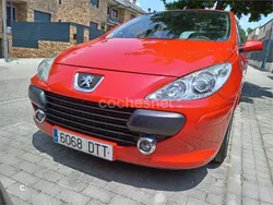 Rojo Usado 2005 Peugeot 307 Berlina | 4500 € (Precio justo)