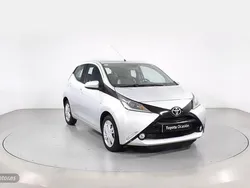 Gris Usado 2018 Toyota Aygo X-play Utilitario | 10.800 € (Precio justo)