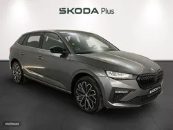 Gris / plateado Usado 2024 Skoda Scala Utilitario | 22.490 € (Precio justo)