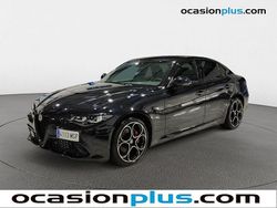 Negro Usado 2024 Alfa Romeo Giulia Competizione Berlina | 40.819 € (Precio justo)