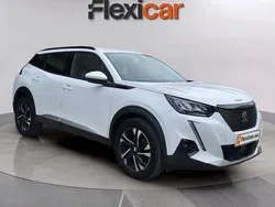 Blanco Usado 2021 Peugeot 2008 Allure SUV | 13.690 € (Buen precio)
