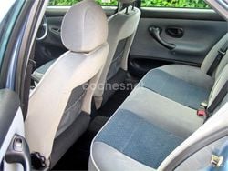 Gris / plata Usado 2000 Peugeot 406 Berlina | 2500 € (Precio justo)