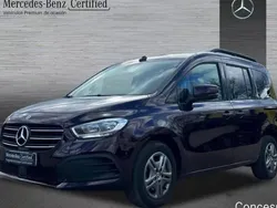 Rojo Usado 2024 Mercedes 180 Berlina | 29.000 € (Caro)