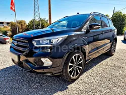 Negro Usado 2018 Ford Kuga ST-Line SUV | 16.500 € (Precio justo)