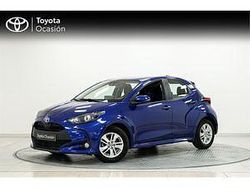 Azul Usado 2024 Toyota Yaris Edition | 19.150 €