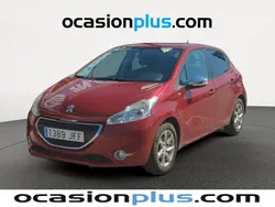 Rojo Usado 2015 Peugeot 208 Style Utilitario | 8990 € (Un poco caro)