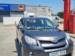 Gris / plata Usado 2010 Toyota Urban Cruiser Live SUV | 6500 €