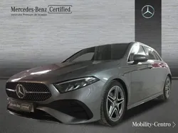 Gris montaña Usado 2024 Mercedes A180 AMG line | 32.900 € (Precio justo)