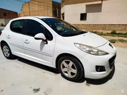 Blanco Usado 2011 Peugeot 207 Active Berlina | 5000 € (Precio justo)