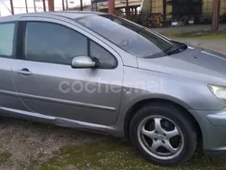 Gris / plata Usado 2004 Peugeot 307 Berlina | 2700 € (Precio justo)